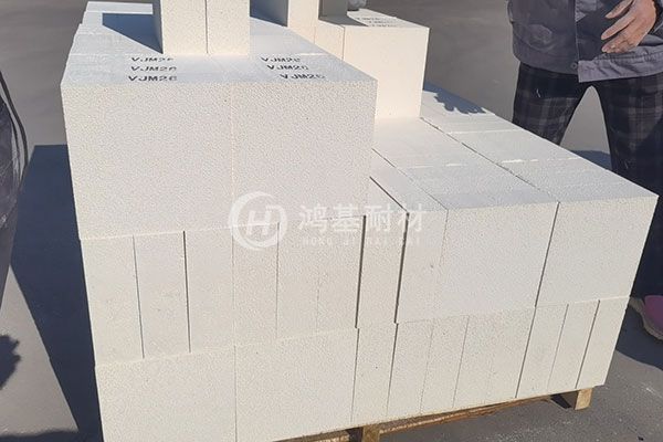 高鋁聚輕磚和輕質(zhì)莫來(lái)石磚的區(qū)別